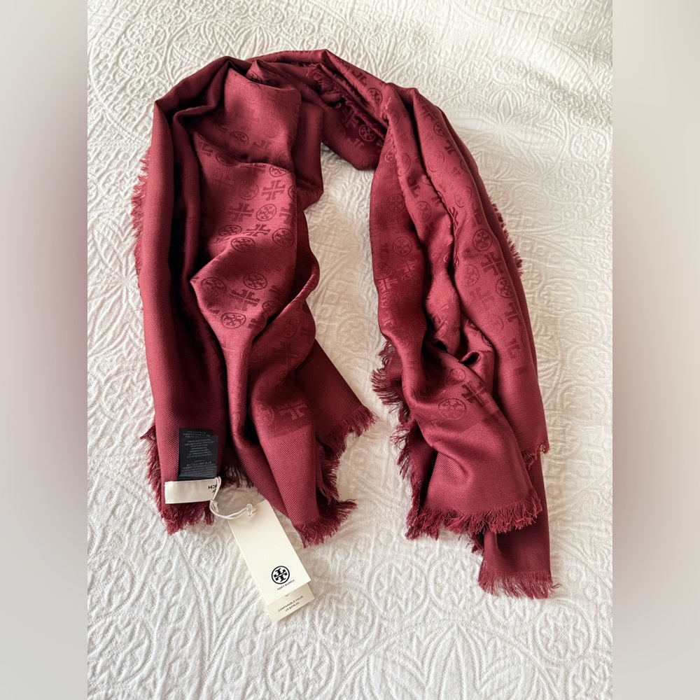 Tory Burch Monogram Jacquard Traveler Scarf Color Claret NWT